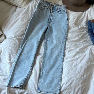 Abercrombie Ankle Straight Ultra High Rise Jeans